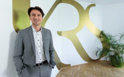Favágás helyett legal tech szoftvert, részfeladatok helyett igazi tanulási lehetőséget kínálunk – interjú dr. Kovács Attilával, a KRS irodavezető partnerével